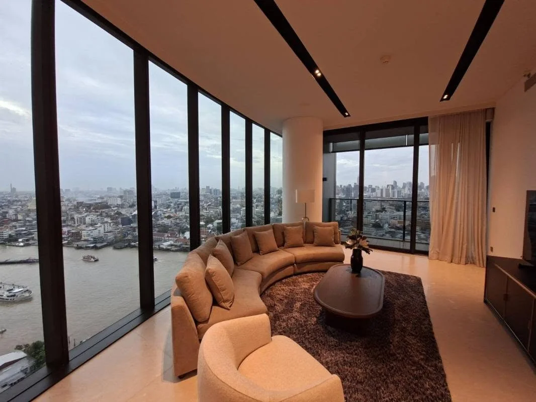 2 Bedroom condo in Banyan Tree Residences Riverside