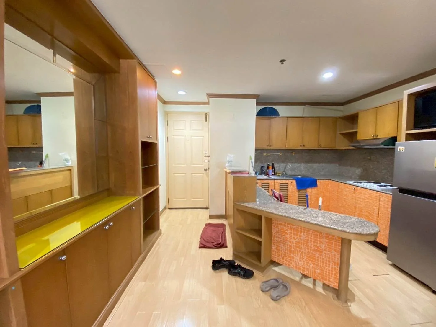2 Bedroom condo in Regent Royal Place 2