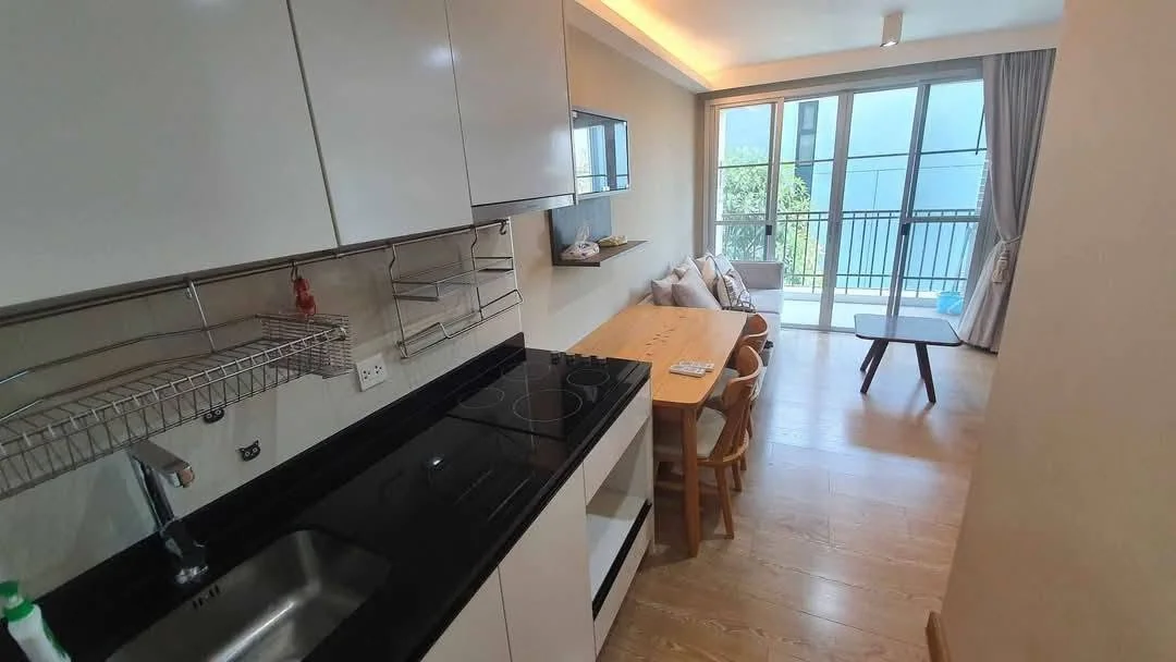2 Bedroom condo in Maestro 39