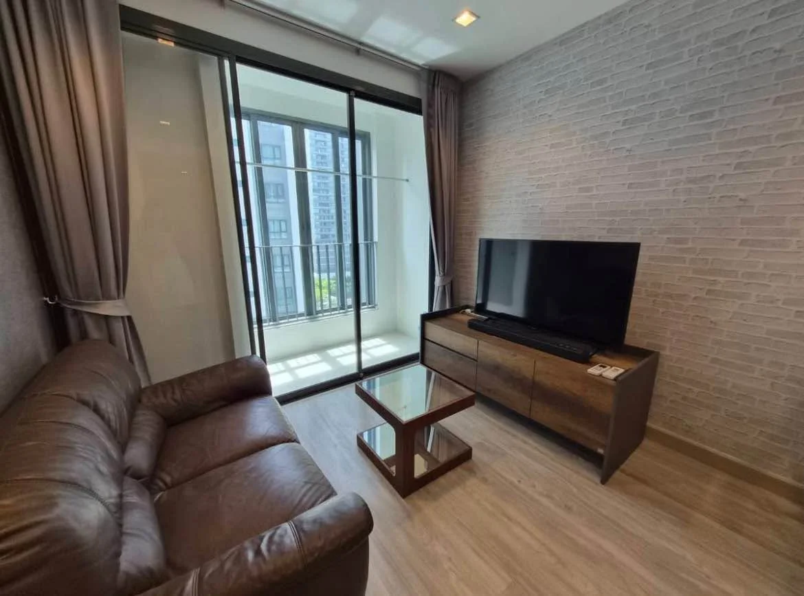 2 Bedroom condo in IDEO MOBI Rama 9