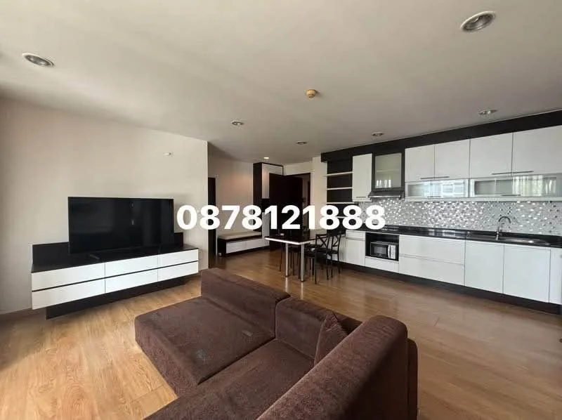 2 Bedroom condo in The Address Sukhumvit 42