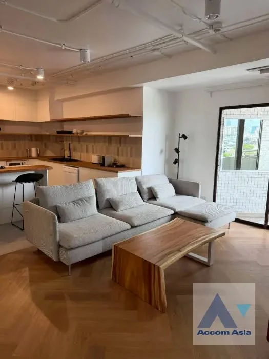 3 Bedroom condo in Richmond Palace