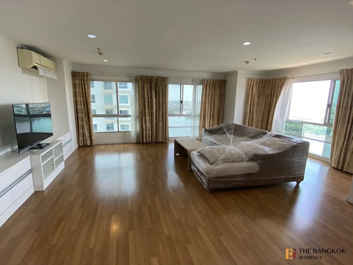 2 Bedroom condo in Lumpini Park Riverside Rama 3