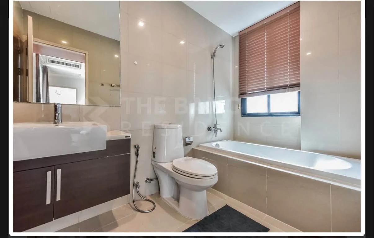 2 Bedroom condo in Noble Reflex