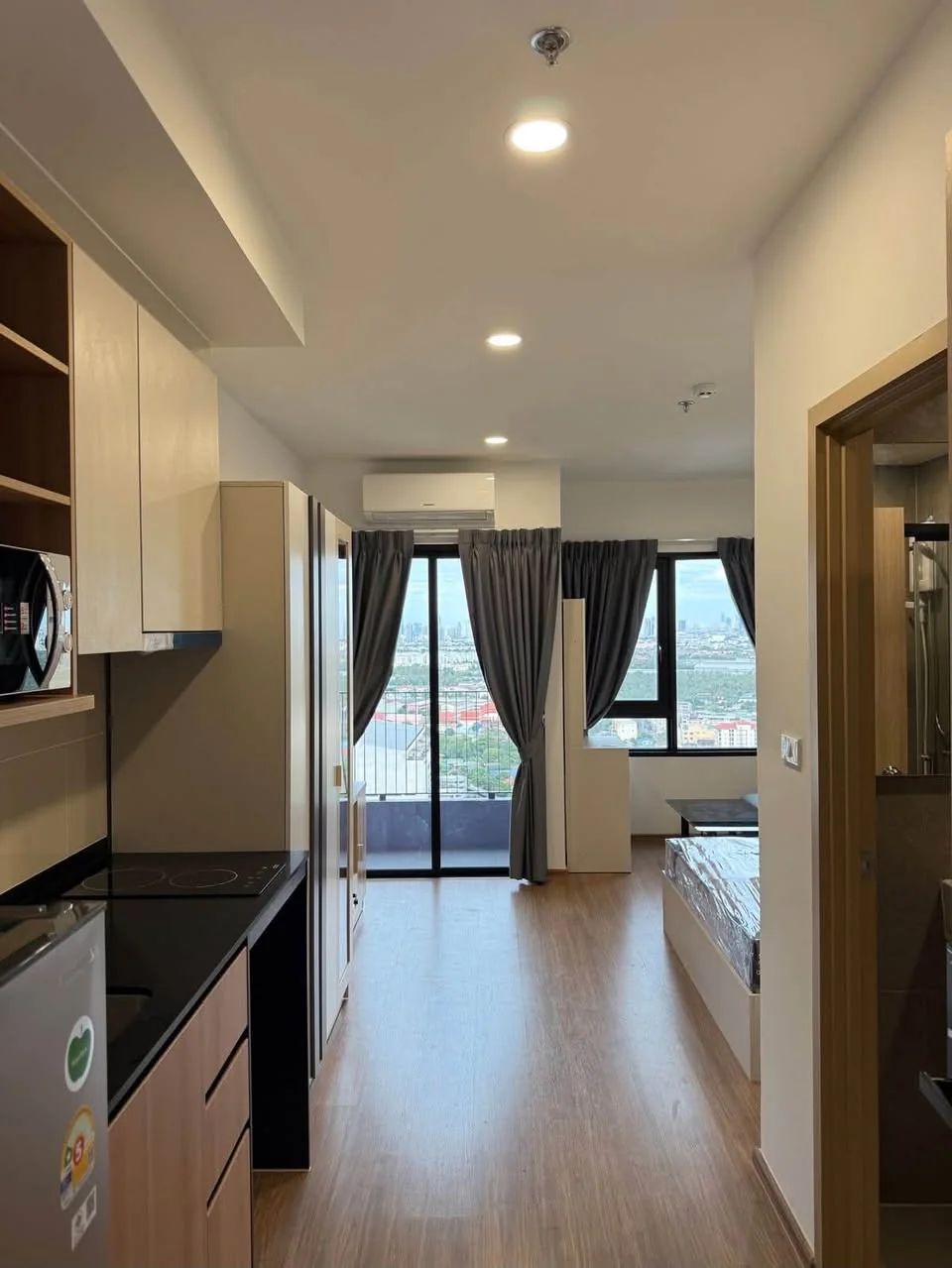 Studio condo in The Livin Phetkasem