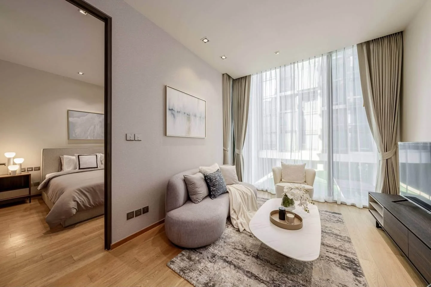 1 Bedroom condo in 28 Chidlom