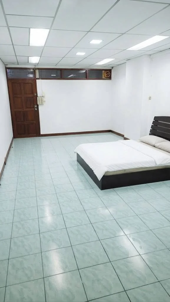1 Bedroom condo in บางรัก คอนโดมิเนียม