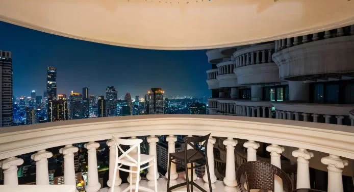 2 Bedroom condo in State Tower