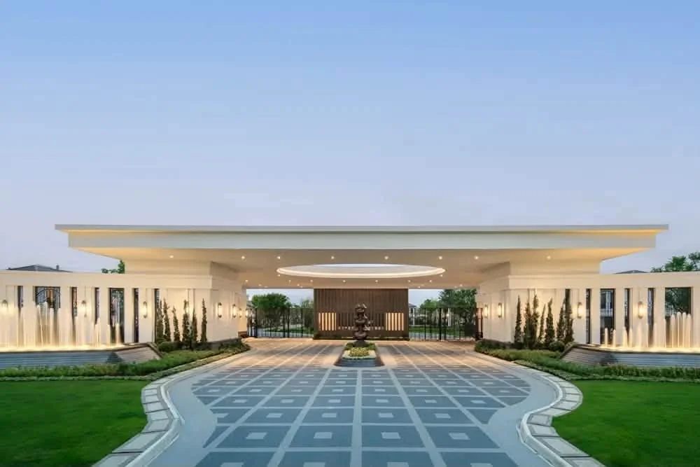 4 Bedroom condo in Setthasiri Bangna-Suvarnabhumi
