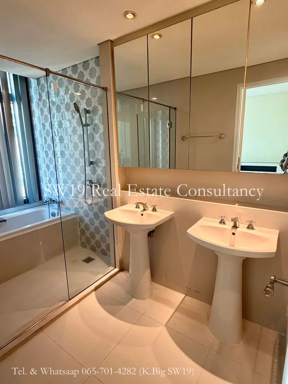 2 Bedroom condo in AGUSTON Sukhumvit 22