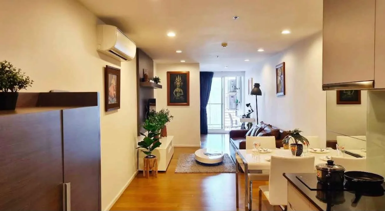 1 Bedroom condo in 15 Sukhumvit Residences