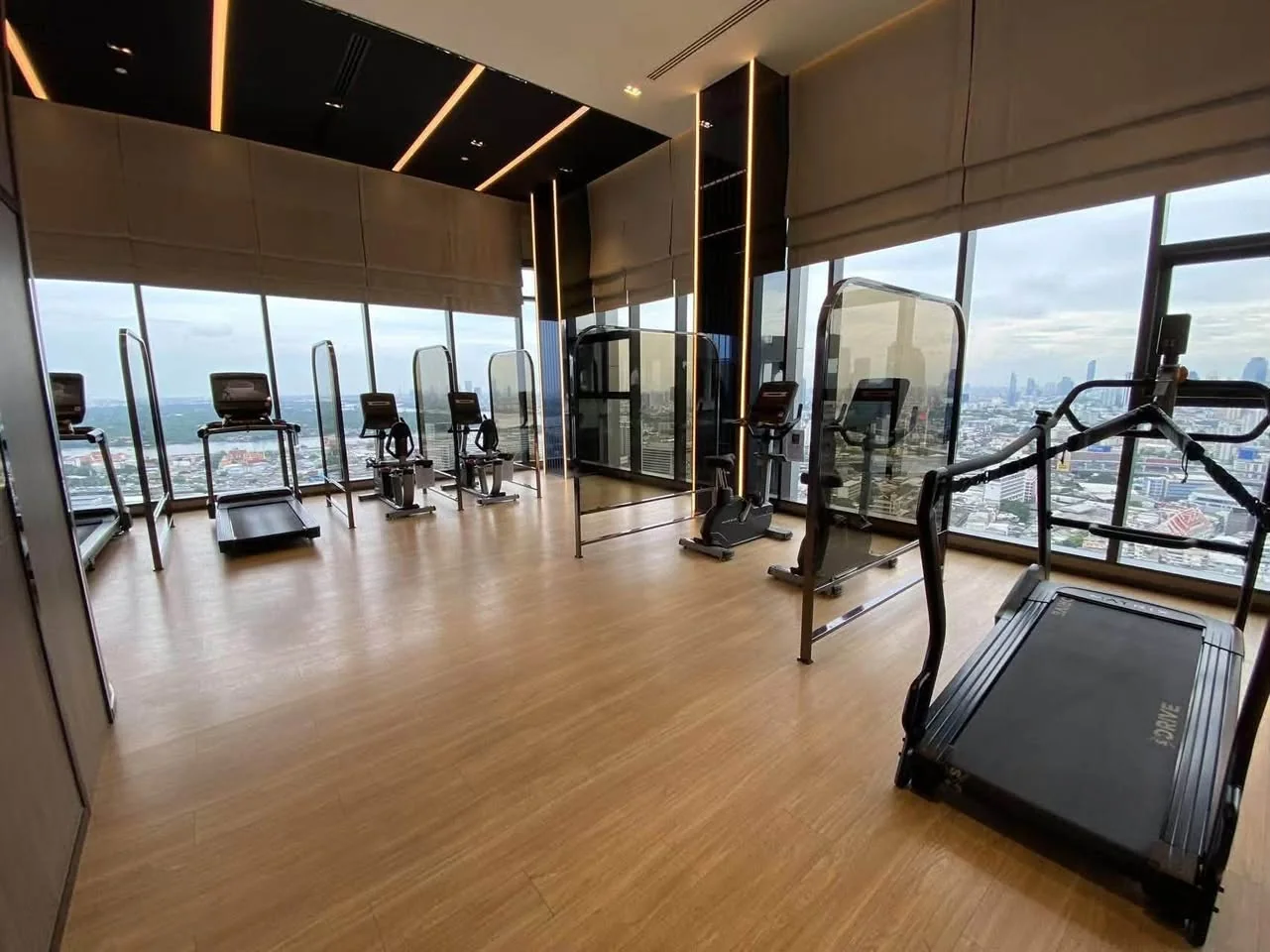 Studio condo in Life Rama 4-Asoke