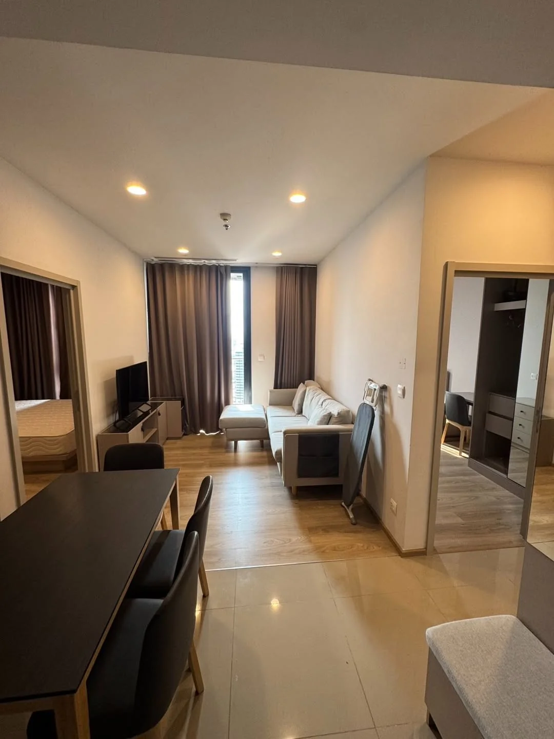 1 Bedroom condo in Oka Haus Sukhumvit 36