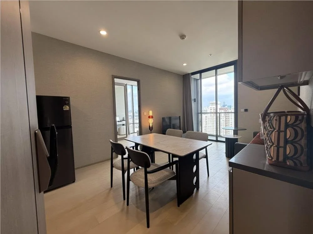 Studio condo in The Extro Phayathai-Rangnam