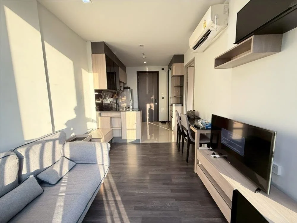 Studio condo in The Line Asoke-Ratchada
