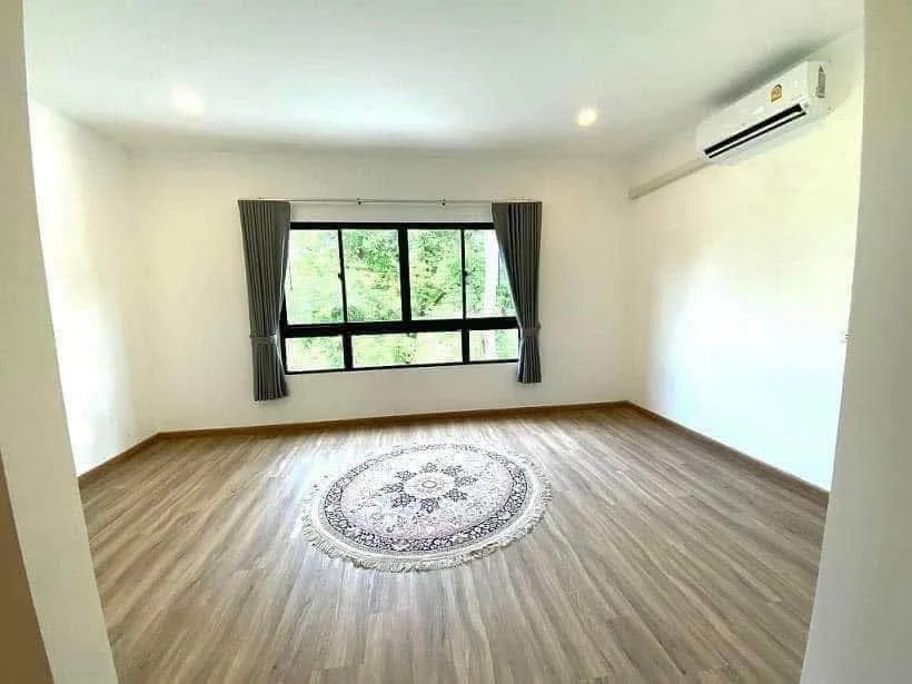 3 Bedroom condo in Patio Srinakarin-Rama 9