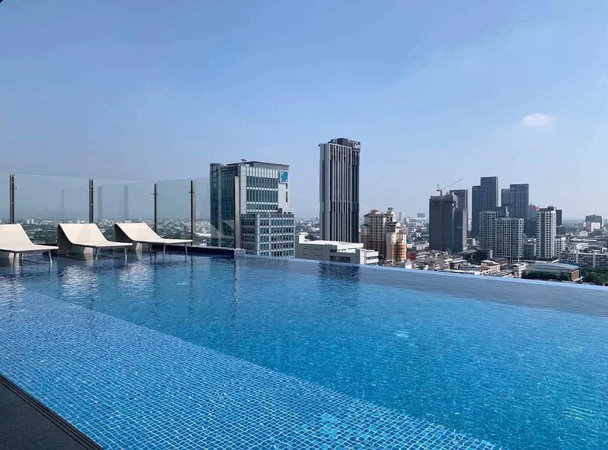 1 Bedroom condo in Life Sukhumvit 62