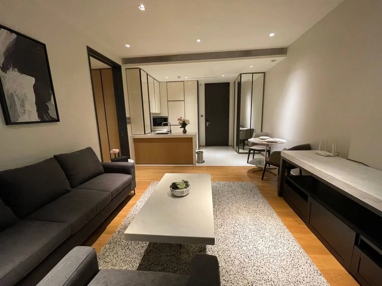 1 Bedroom condo in BEATNIQ Sukhumvit 32