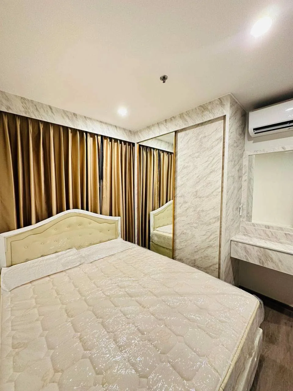 1 Bedroom condo in Regent Home Bangna