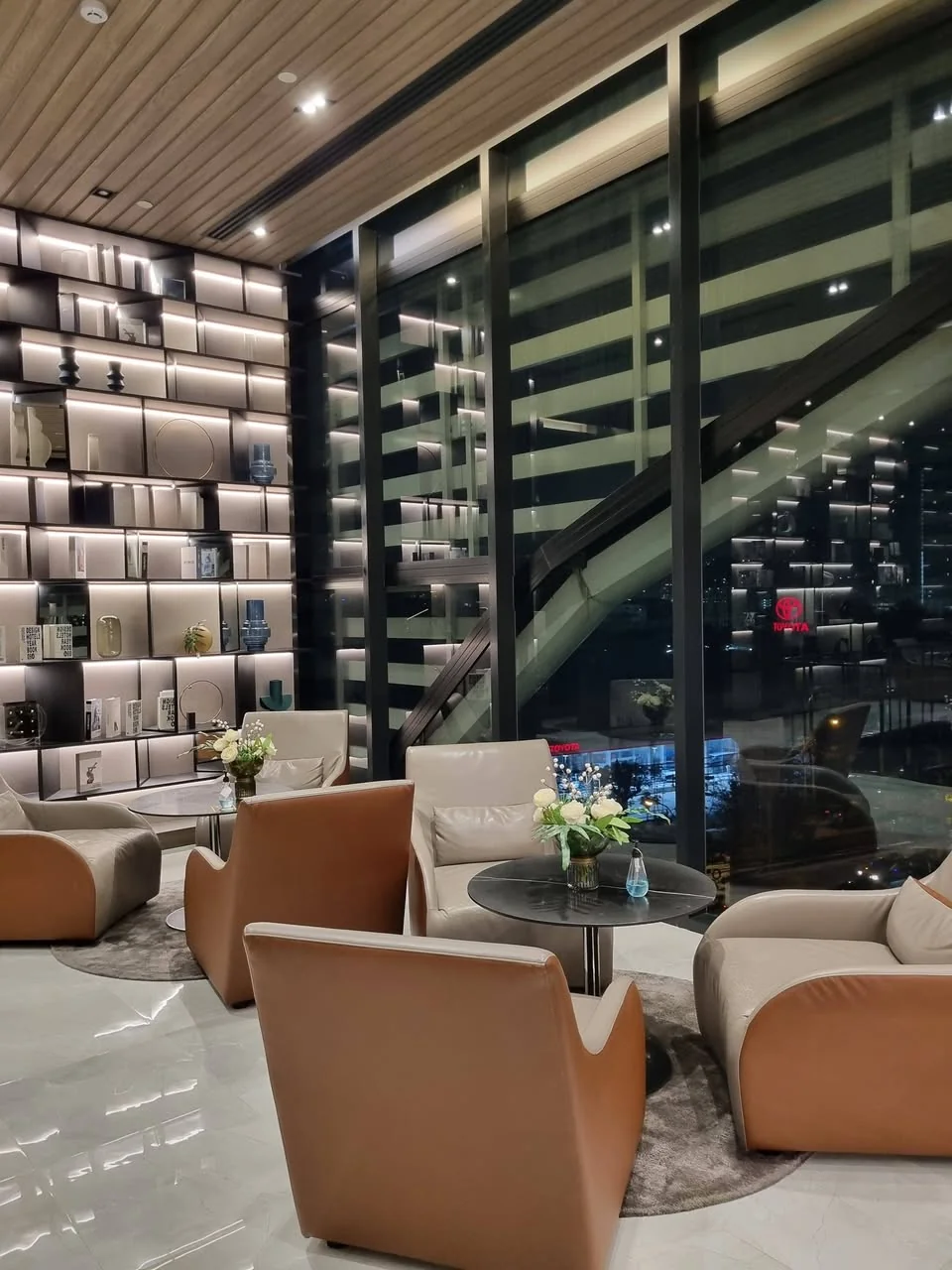 1 Bedroom condo in IDEO Mobi Sukhumvit Eastpoint