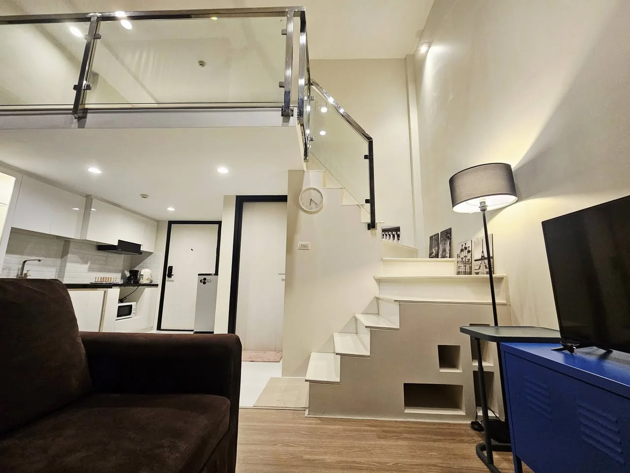 1 Bedroom condo in Thames Residence