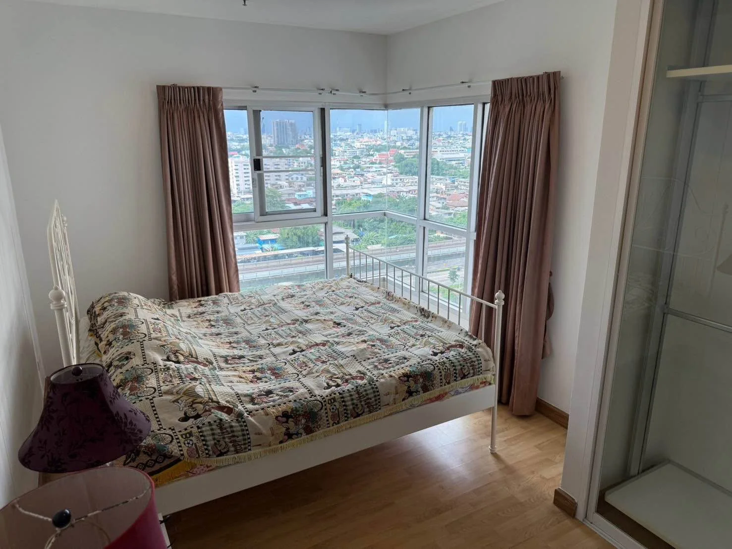 2 Bedroom condo in The Parkland Taksin-Thapra