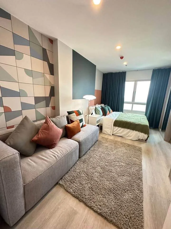 Studio condo in Elio Sathorn-Wutthakat