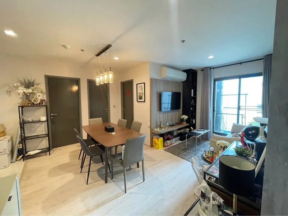 2 Bedroom condo in Rhythm Rangnam