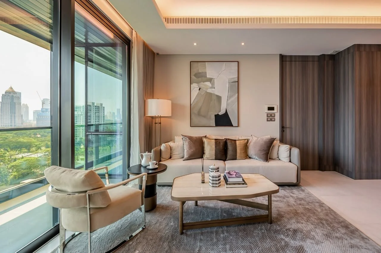 1 Bedroom condo in Sindhorn Tonson