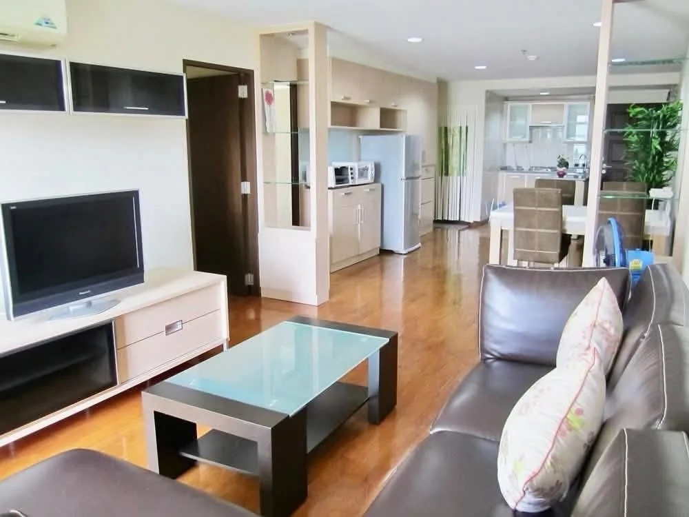 3 Bedroom condo in Pabhada Silom