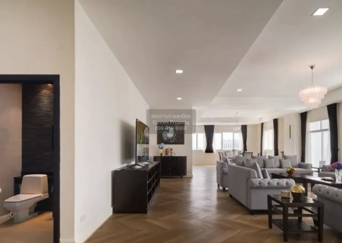 4 Bedroom condo in Grand Mercure Bangkok Asoke Residence