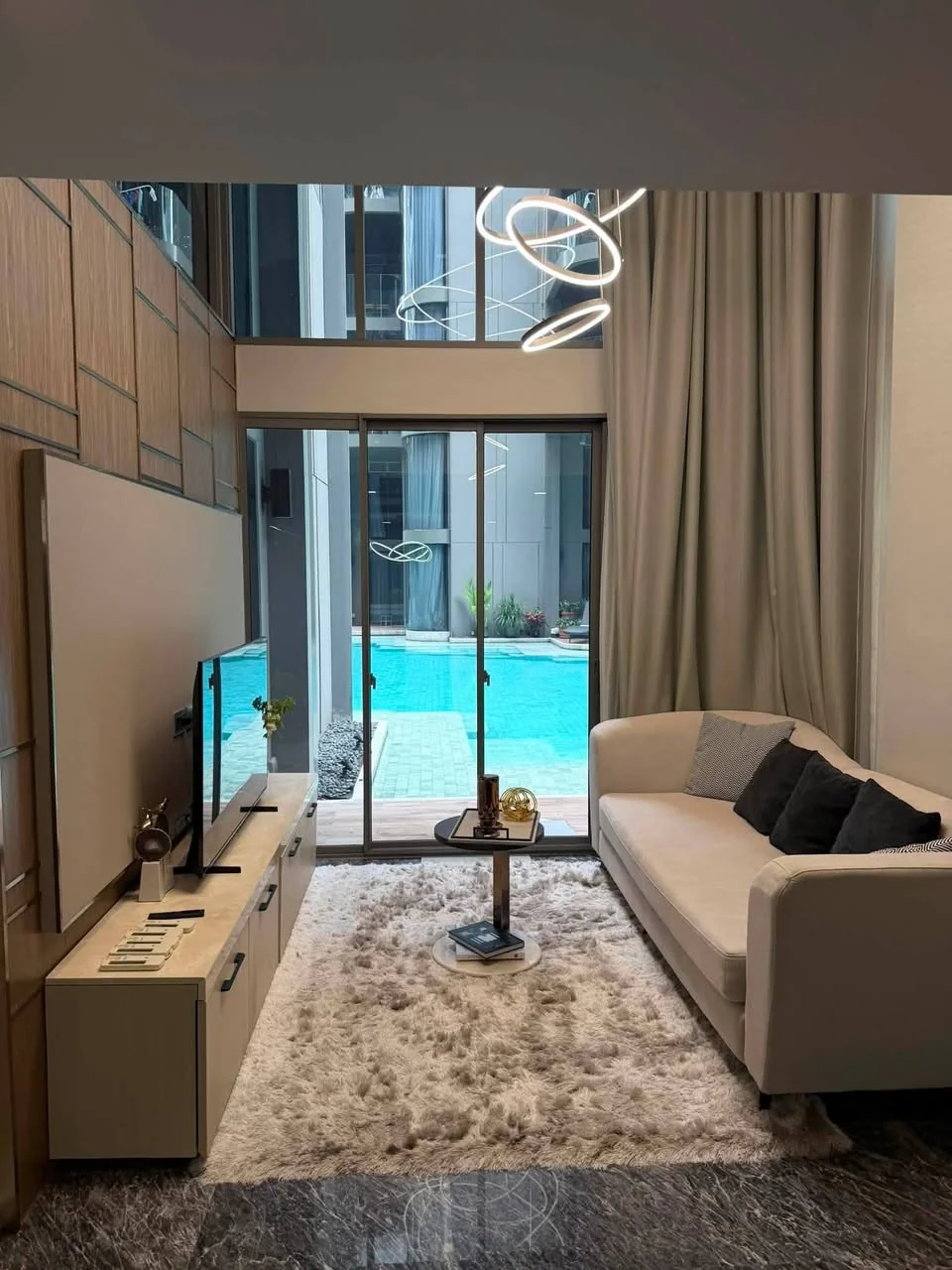 3 Bedroom condo in ASHTON Residence 41