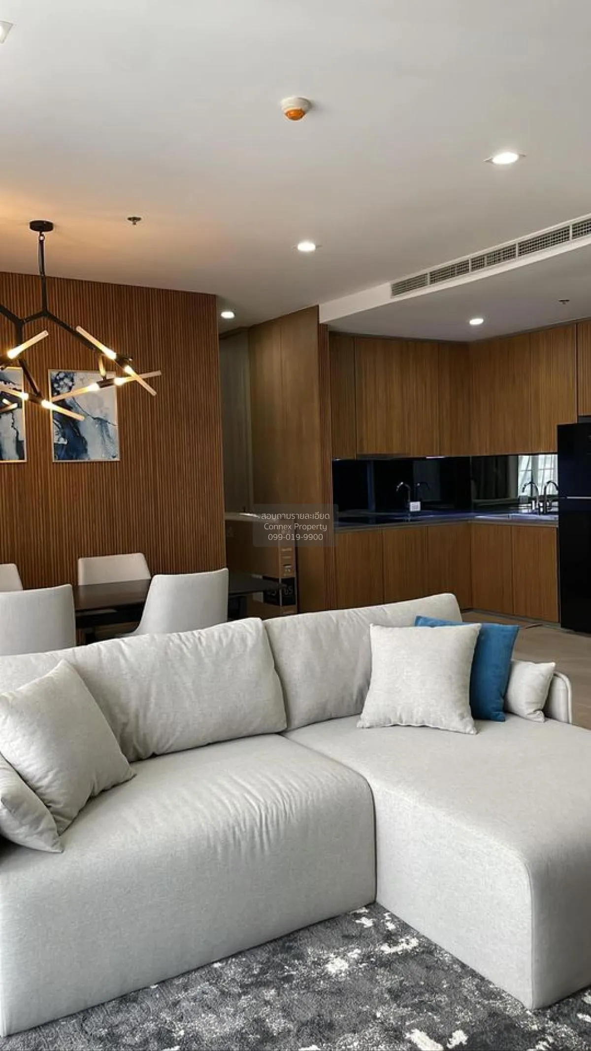 2 Bedroom condo in Noble Ploenchit
