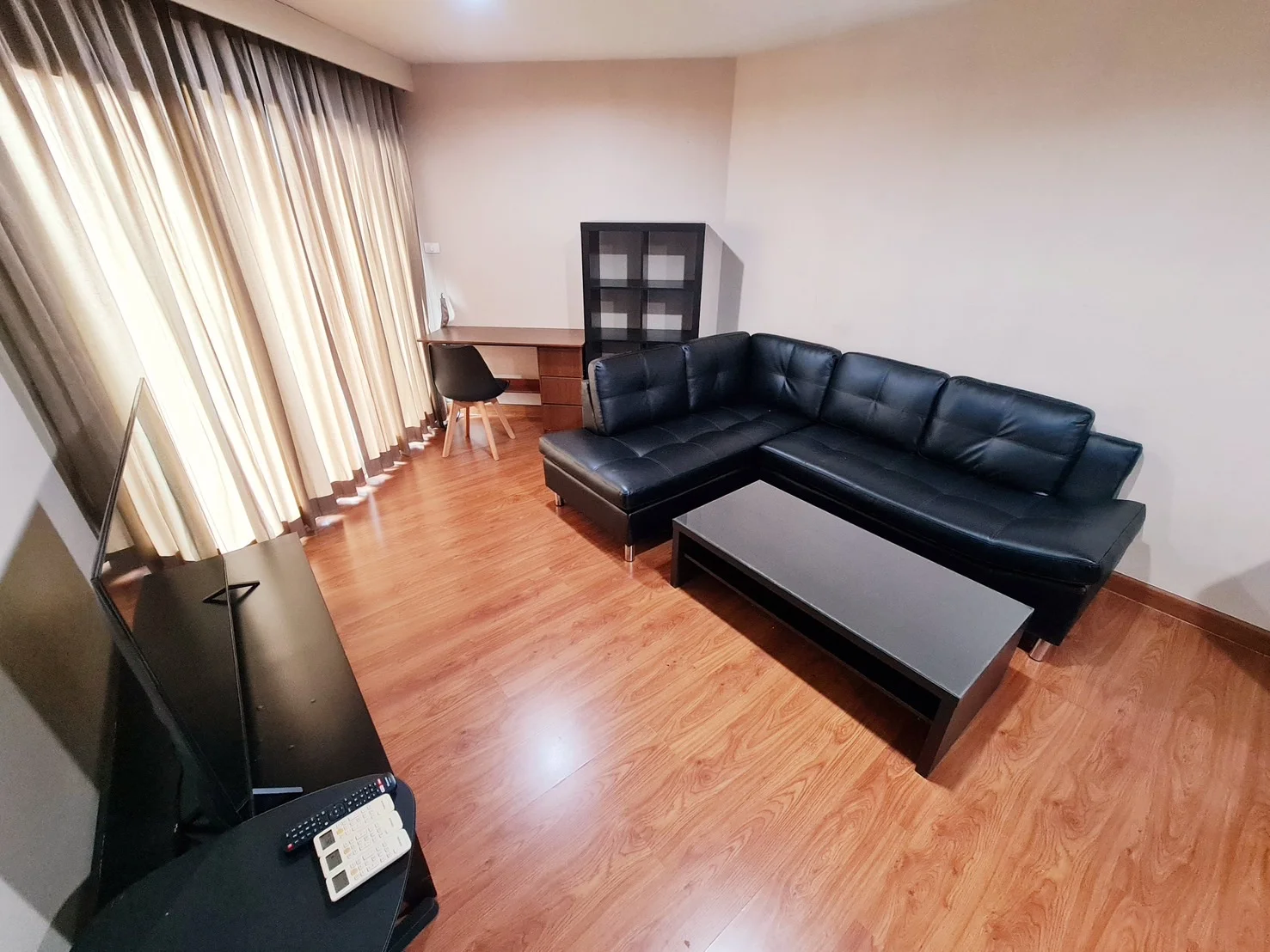 2 Bedroom condo in Belle Grand Rama 9