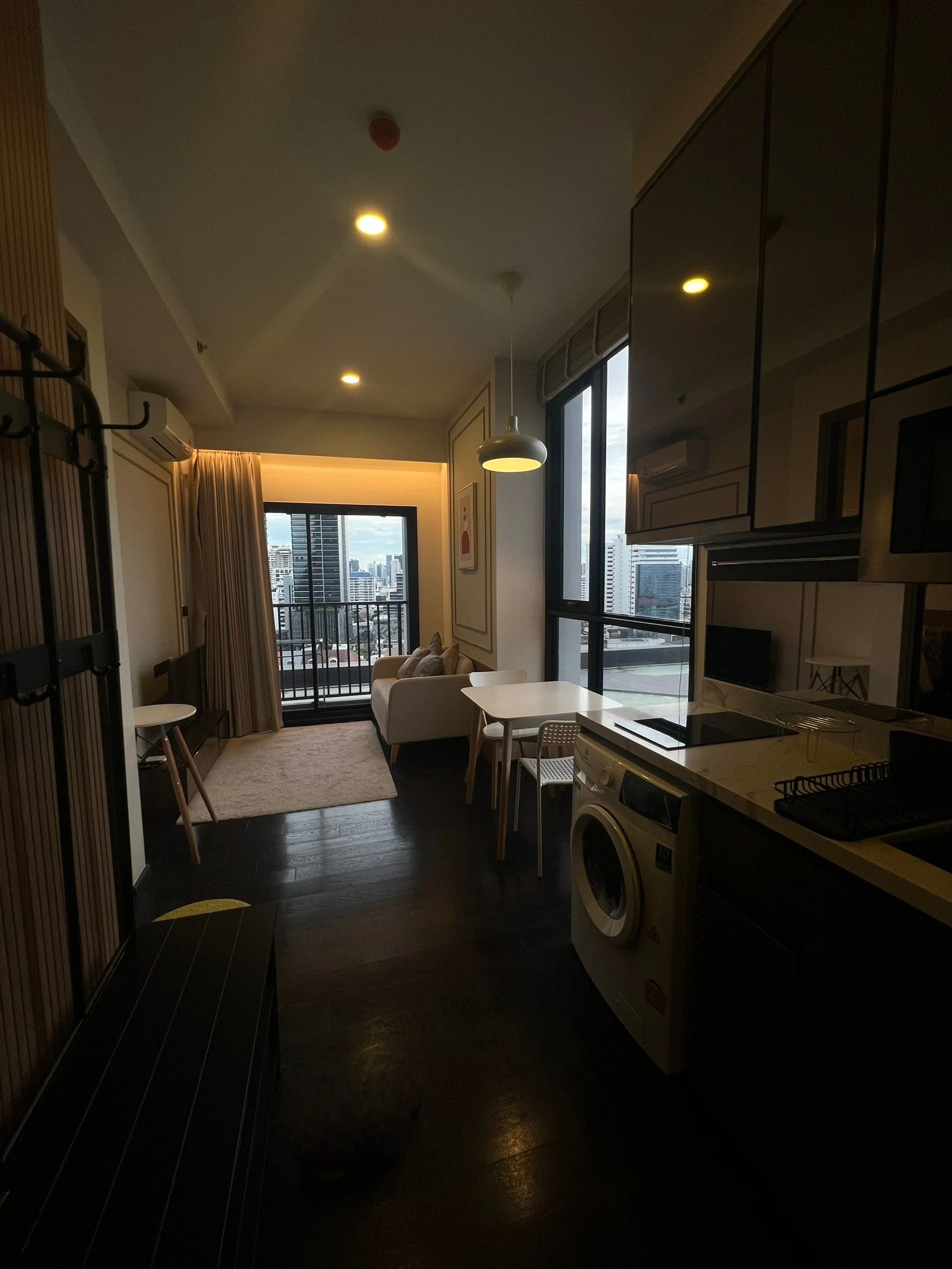 1 Bedroom condo in Hampton Residence Thonglor