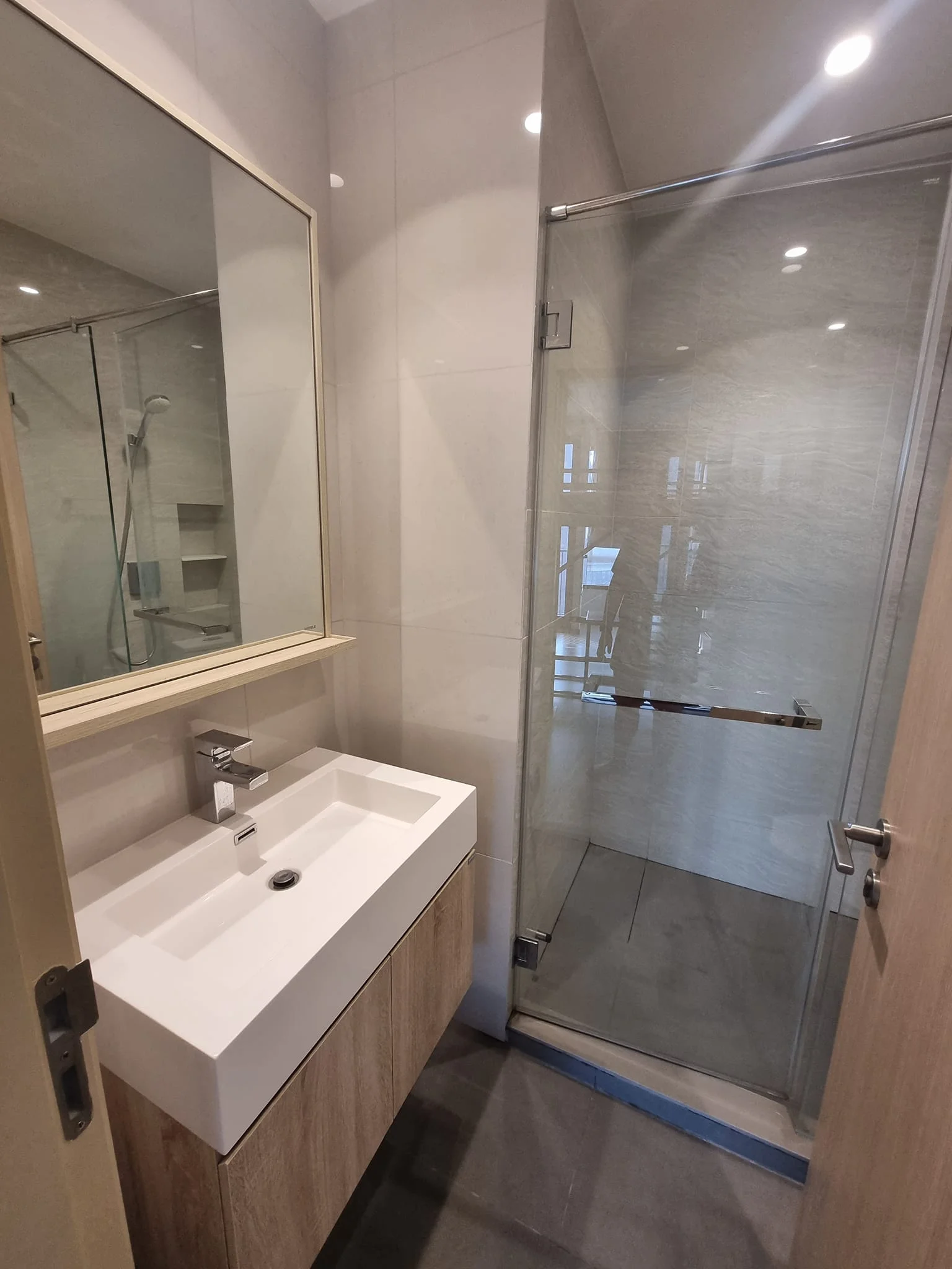 1 Bedroom condo in Maru Ekkamai 2