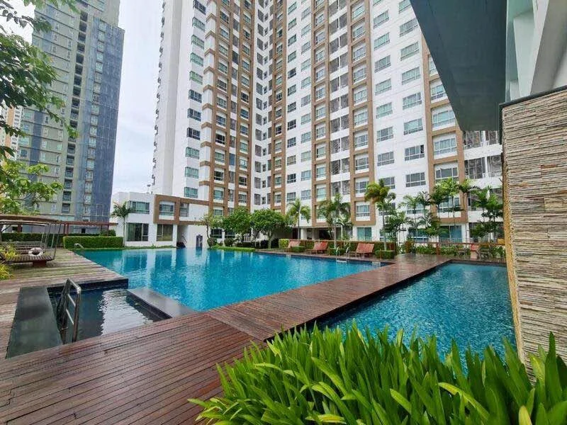 1 Bedroom condo in Hive Sathorn