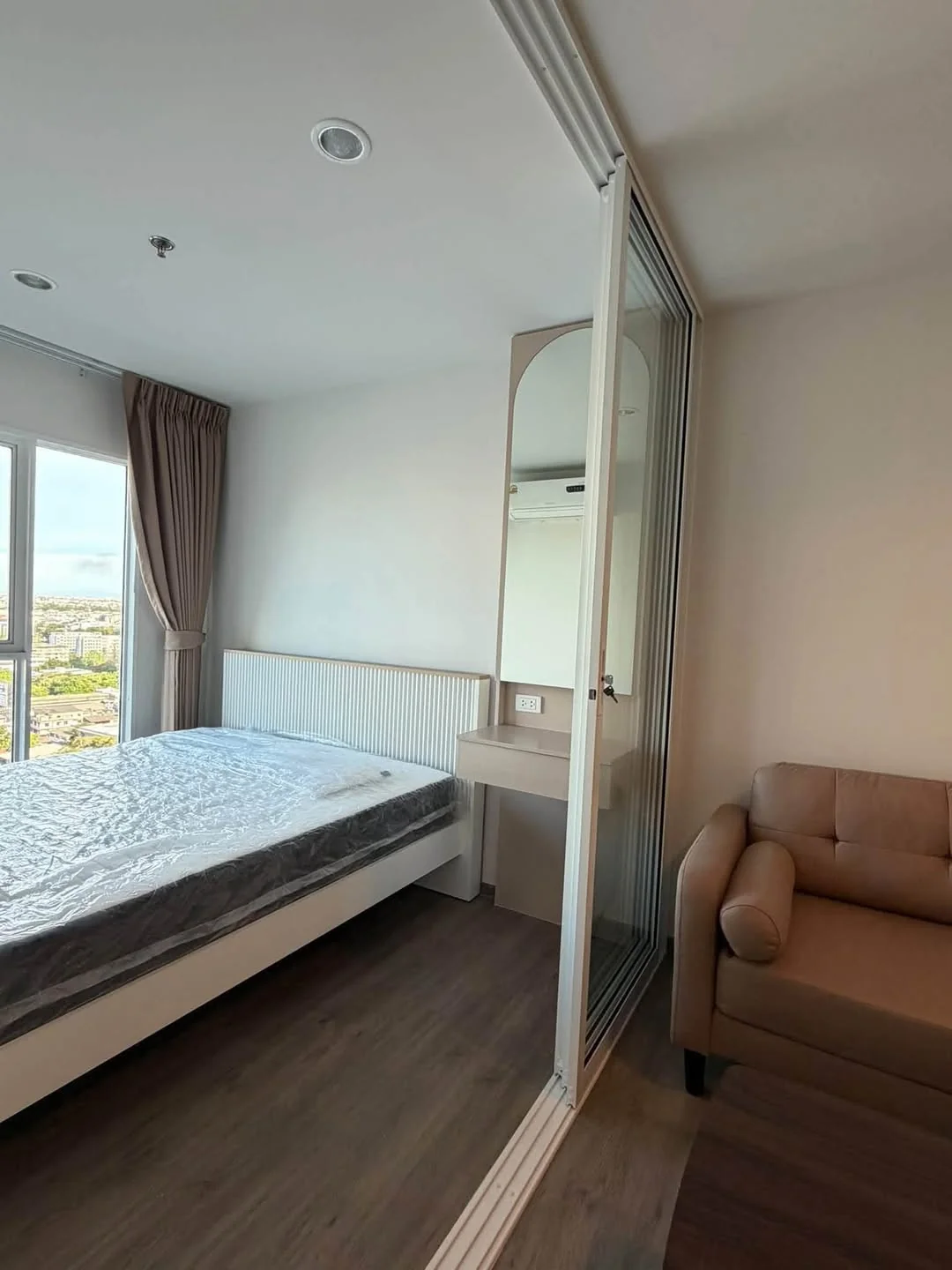 1 Bedroom condo in Regent Home Bangna