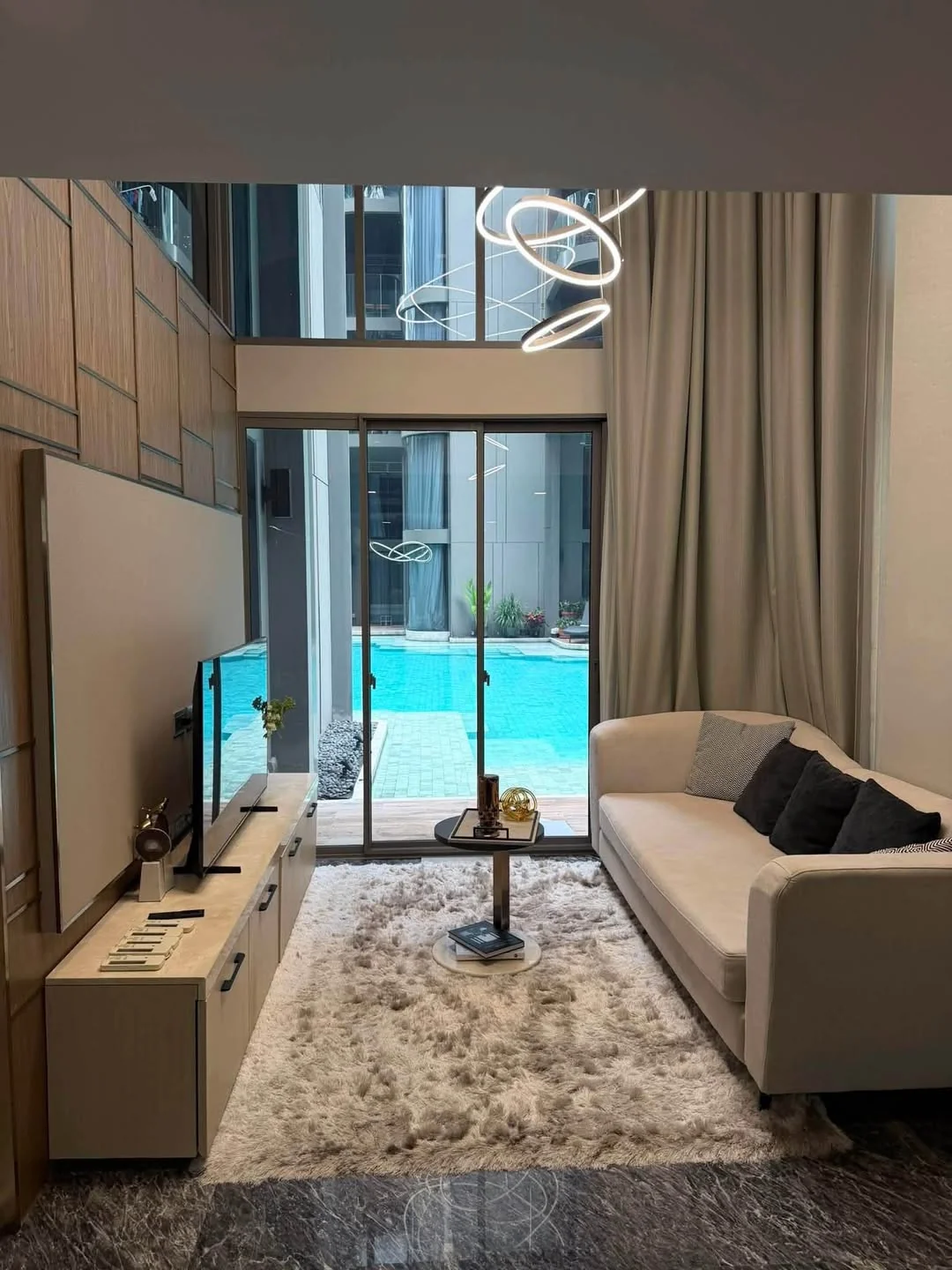 3 Bedroom condo in ASHTON Residence 41