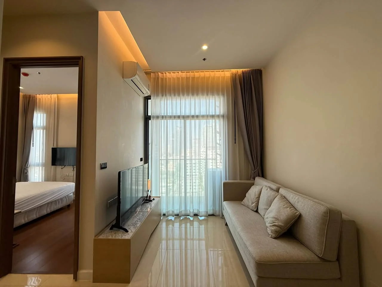 2 Bedroom condo in Mayfair Place Sukhumvit 50