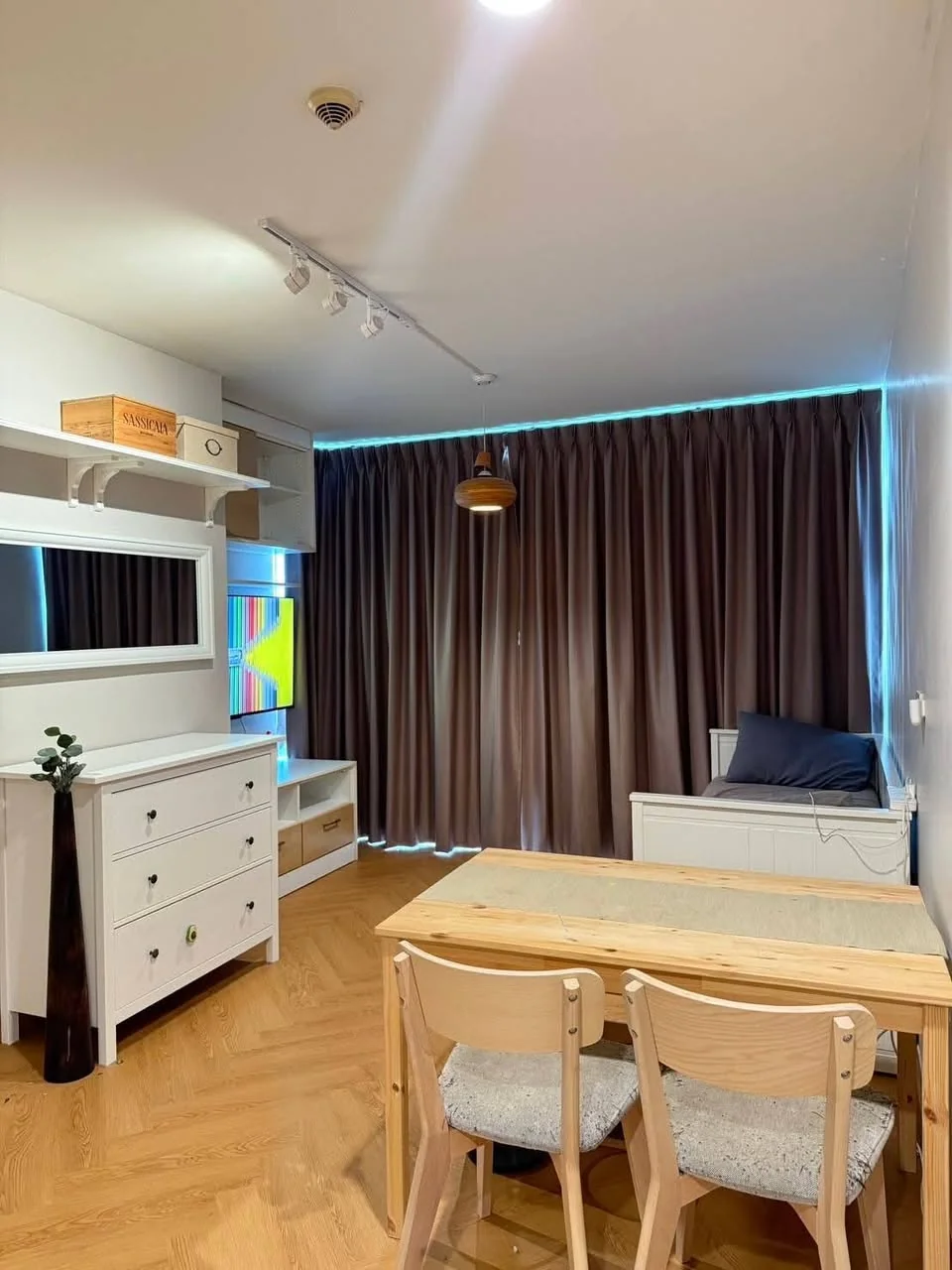 2 Bedroom condo in The IRIS Rama 9-Srinakarin