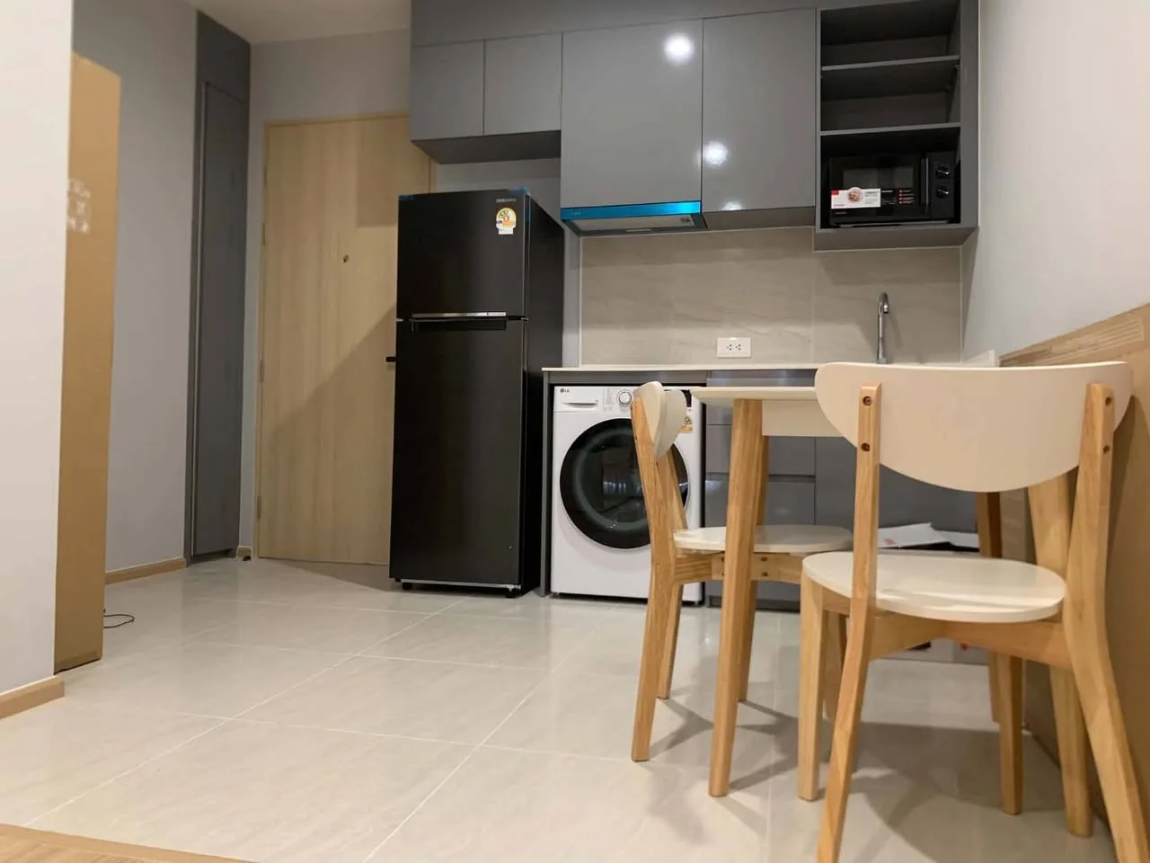 Studio condo in Skyrise Avenue Sukhumvit 64