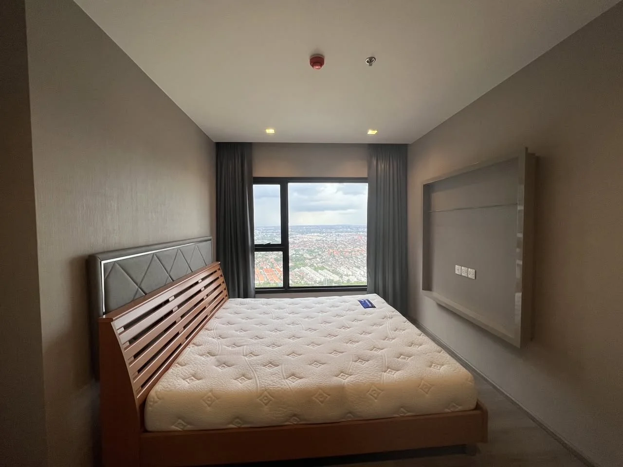2 Bedroom condo in The Politan Rive