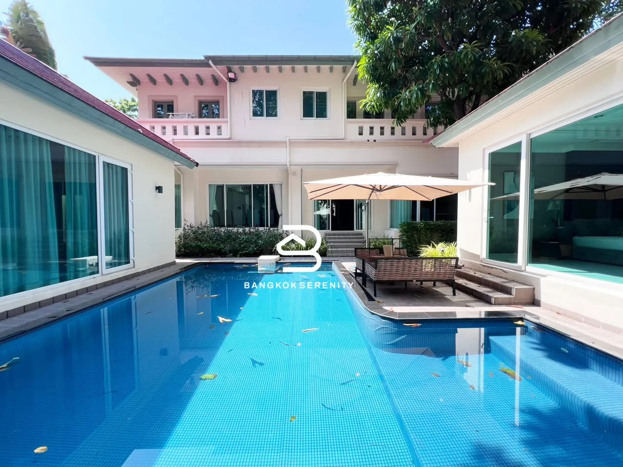 4 Bedroom condo in Prukpirom Regent Sukhumvit