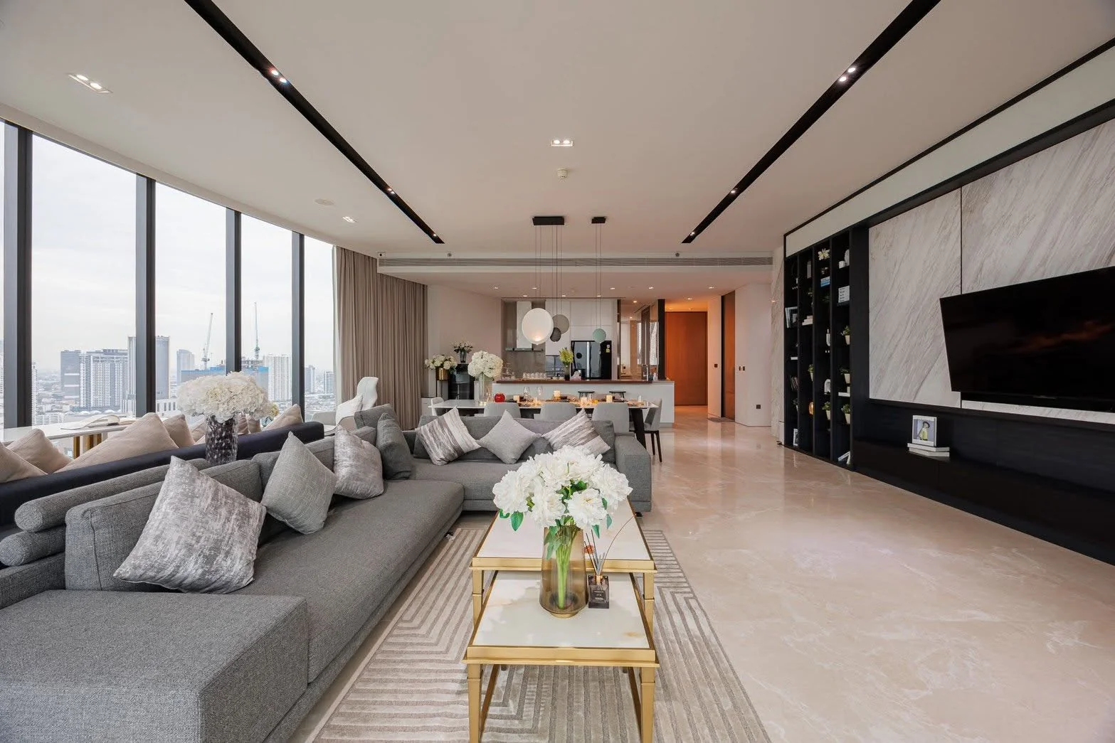 3 Bedroom condo in Banyan Tree Residences Riverside