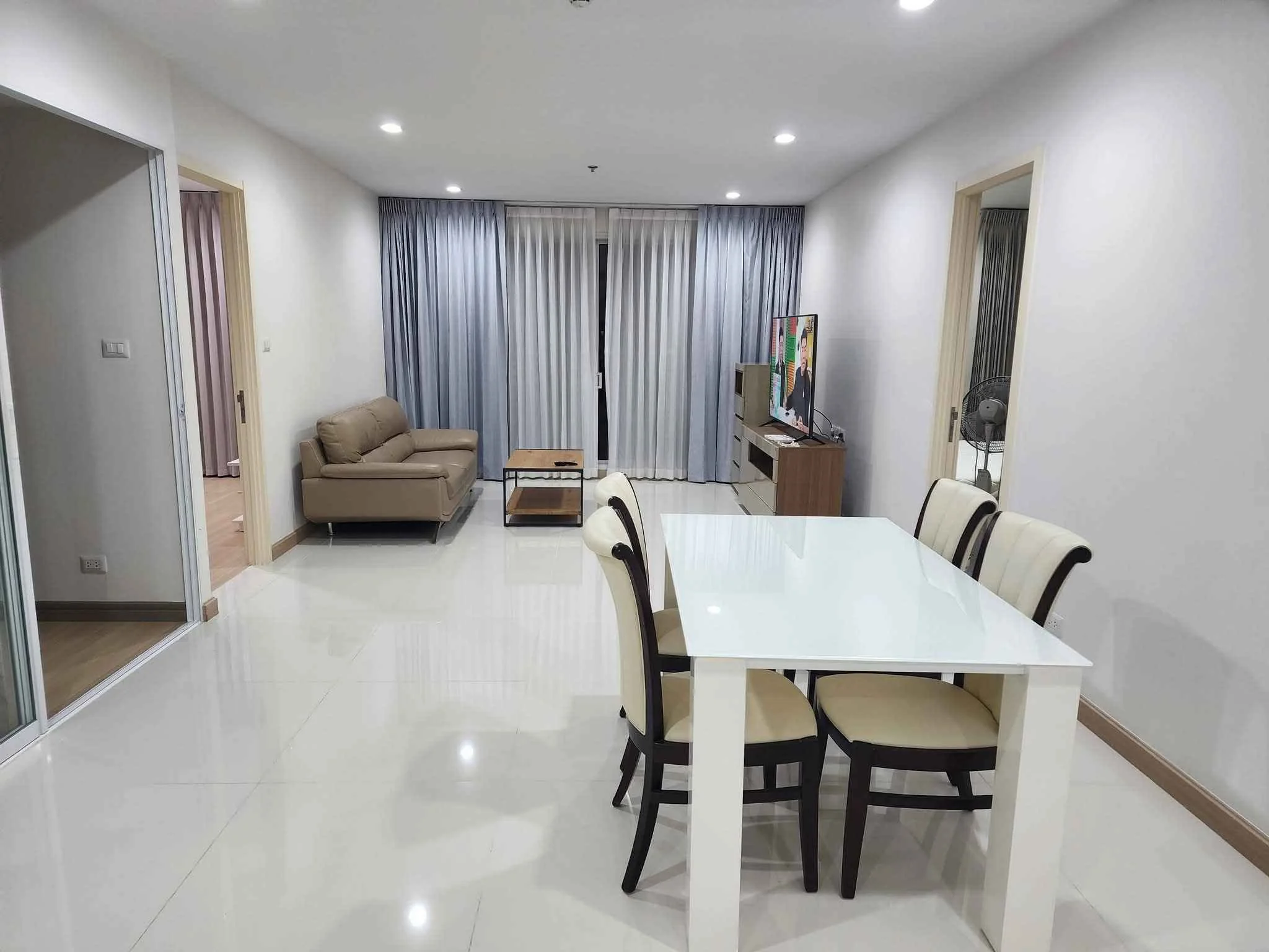 2 Bedroom condo in Supalai Riva Grande Rama 3