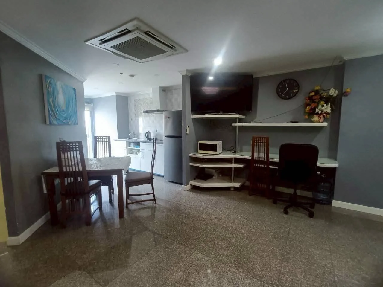 2 Bedroom condo in Witthayu Complex