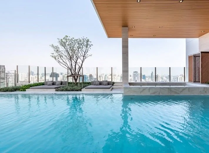 2 Bedroom condo in Maru Ekkamai 2