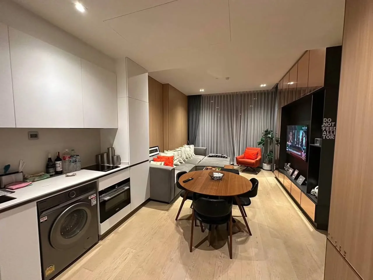 1 Bedroom condo in The Strand Thonglor