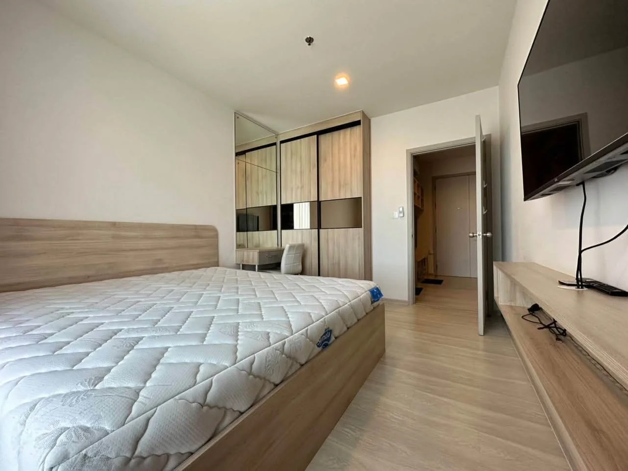 1 Bedroom condo in Life Sukhumvit 48